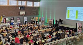 Gef&uuml;llte Reihen beim Tourismustag Oberpf&auml;lzer Wald in Kemnath 